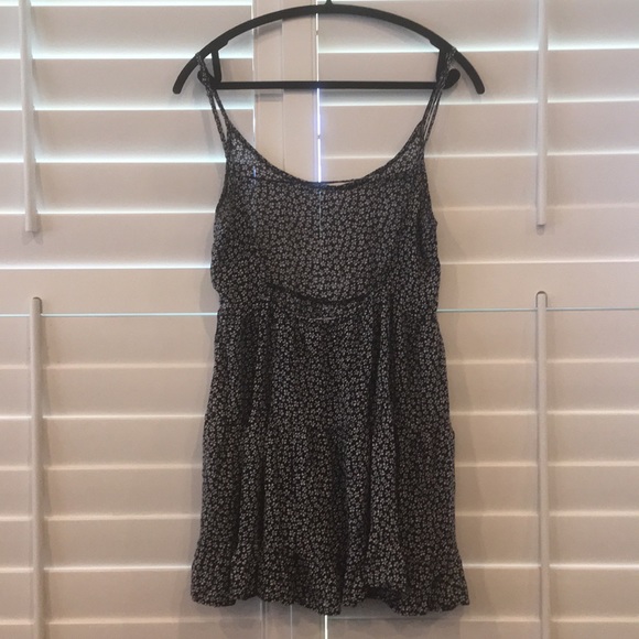 Brandy Melville dress - Picture 2 of 3